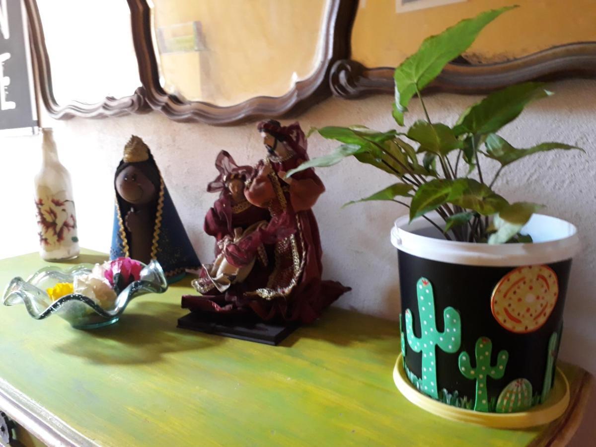 Perto Do Aeroporto De Salvador - Dona Pitanga Hostel ラウロ・ジ・フレイタス エクステリア 写真