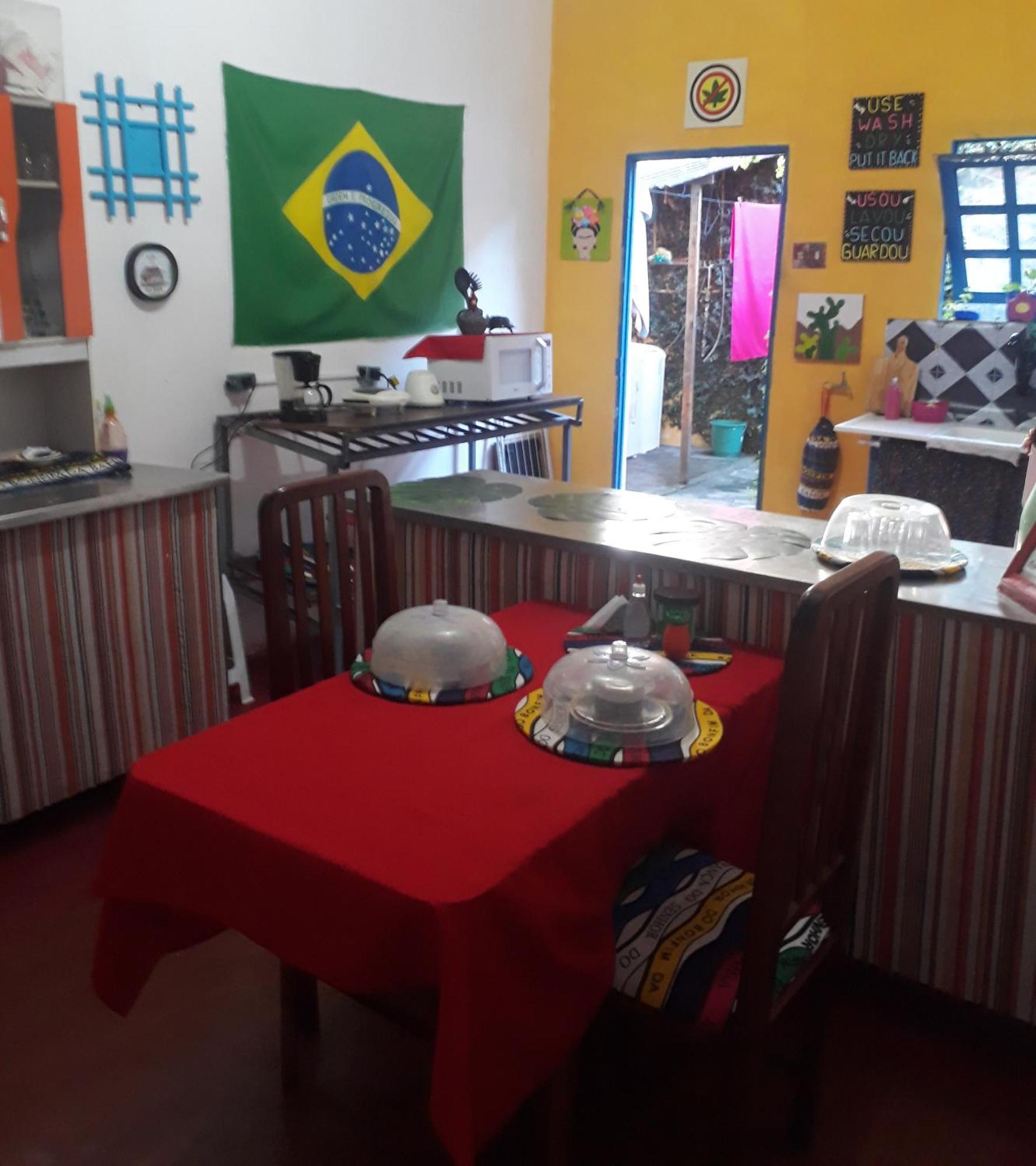 Perto Do Aeroporto De Salvador - Dona Pitanga Hostel ラウロ・ジ・フレイタス エクステリア 写真