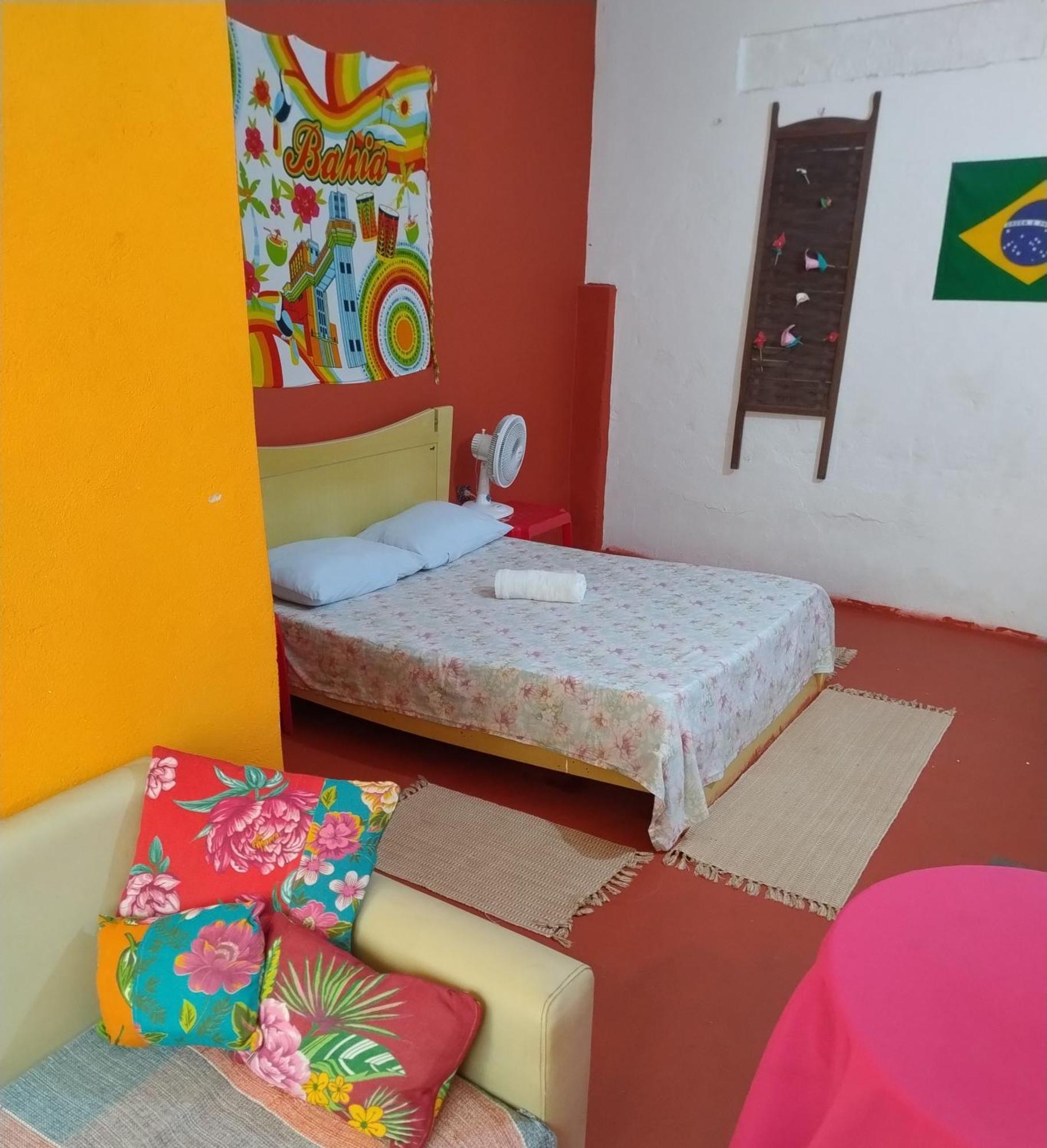Perto Do Aeroporto De Salvador - Dona Pitanga Hostel ラウロ・ジ・フレイタス エクステリア 写真